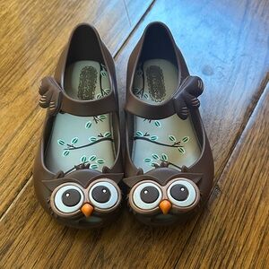 Brown Owl Mini Melissa Shoes